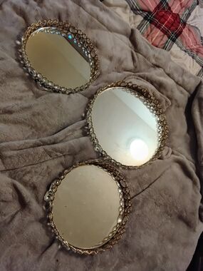 Gold Decorative Round Vanity Mirrors - Set of 3